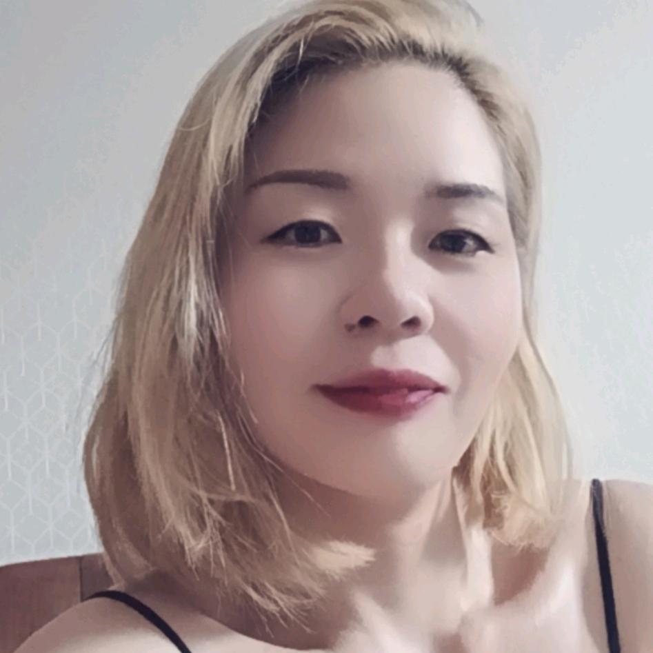 妮