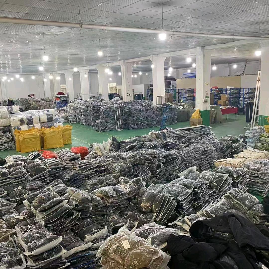 尘界记服饰-小马