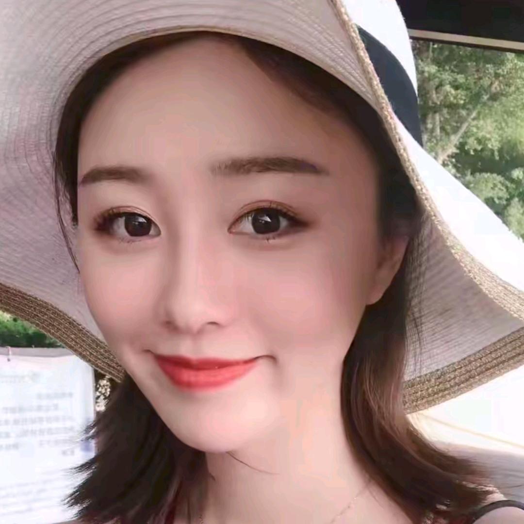 邱莹莹精选穿搭