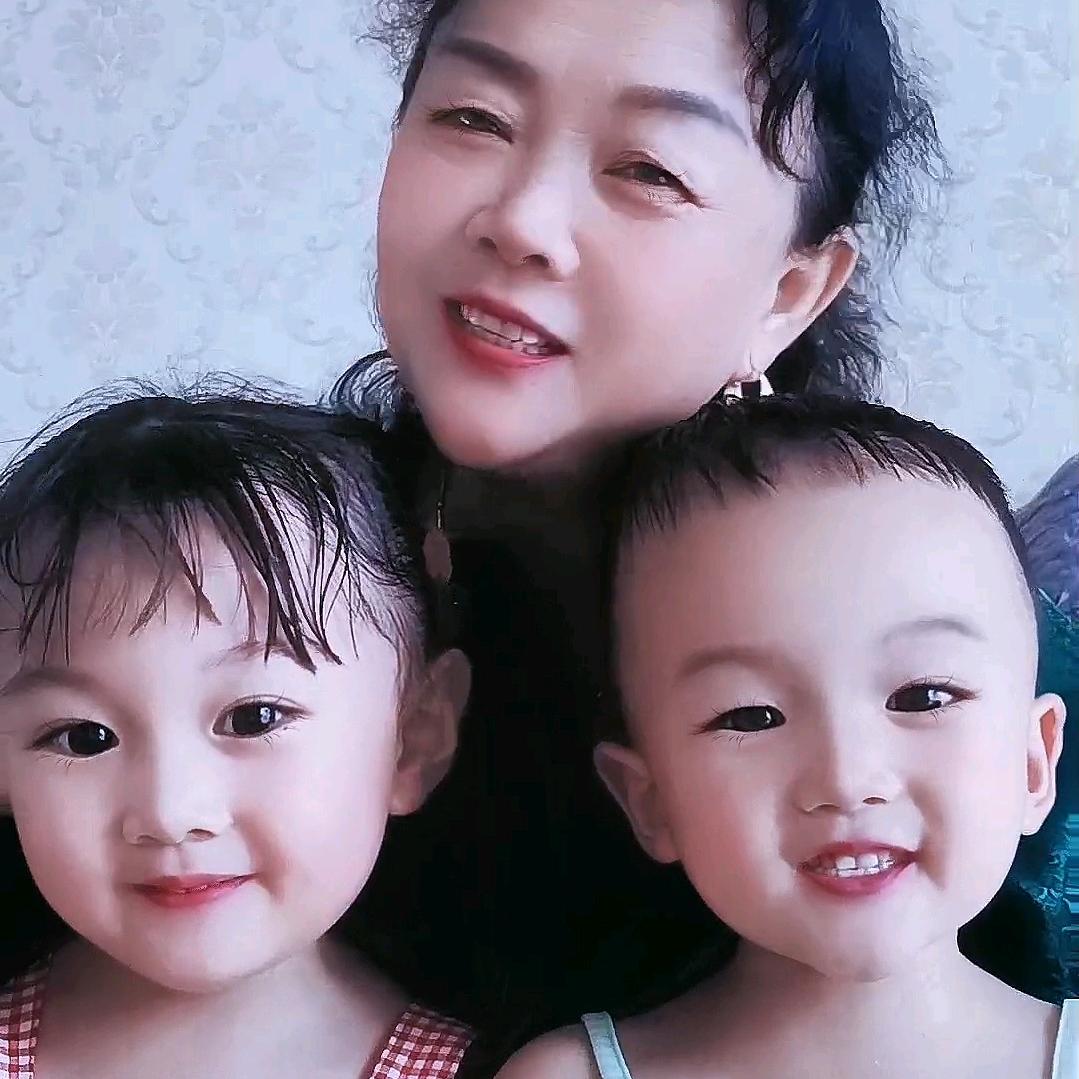 邢依诺❤️宇宸❤️《奶奶幸福家庭》