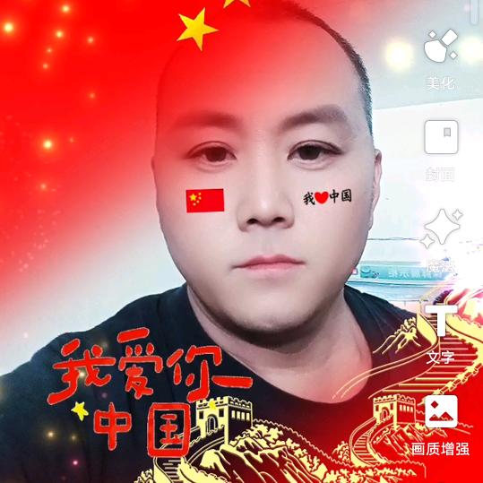 开卡车的小王