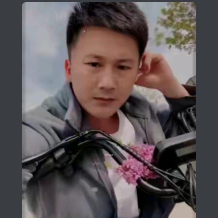 重庆向哥¹⁰¹²