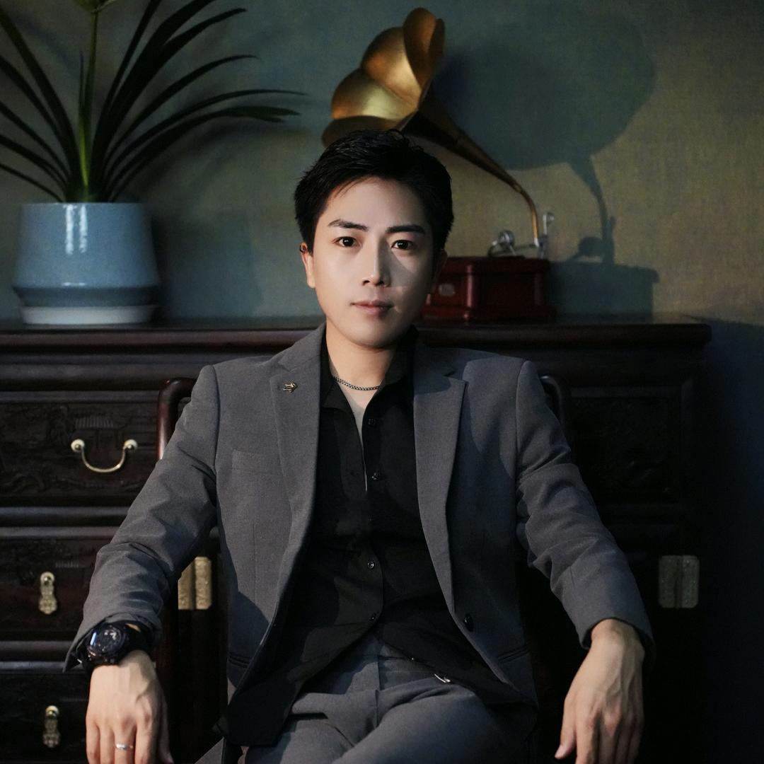 薛不吝（歌手）