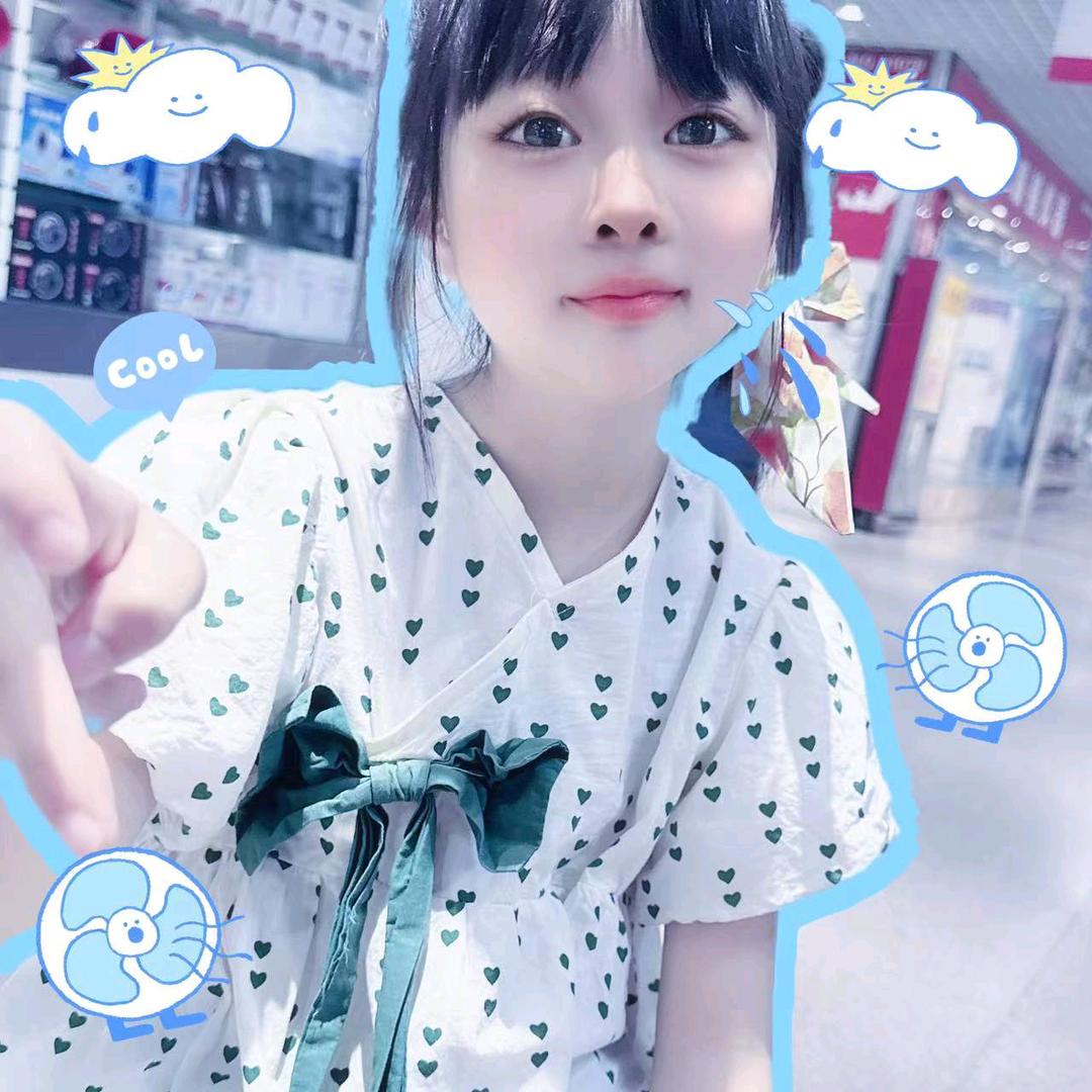 李小雨。