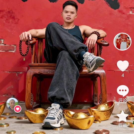 界首市李小龙大包颗粒样羊粪装车