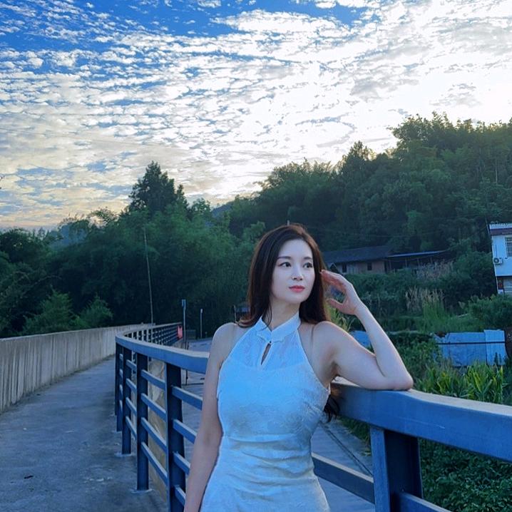 乐山唯唯