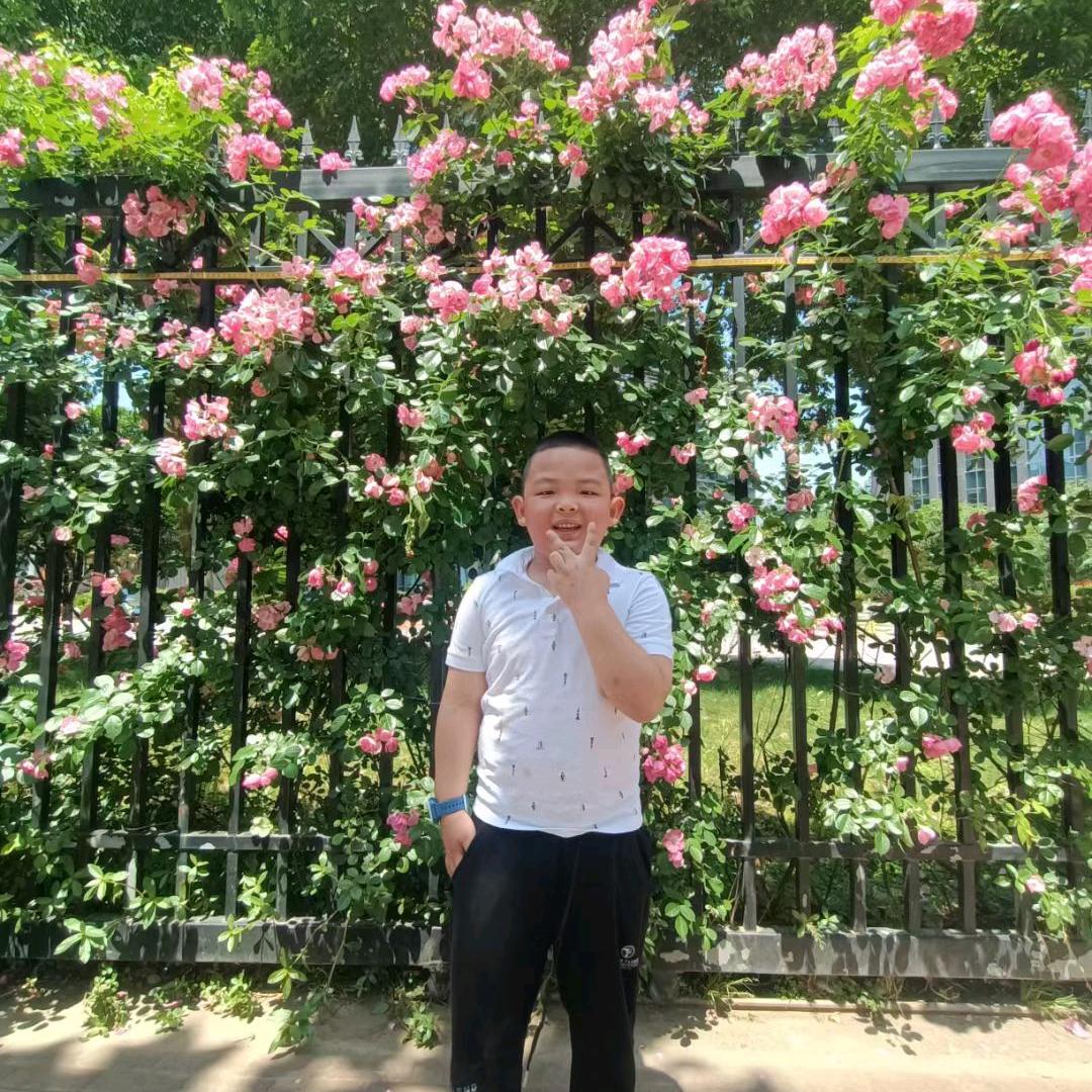 俏丽人时尚女装