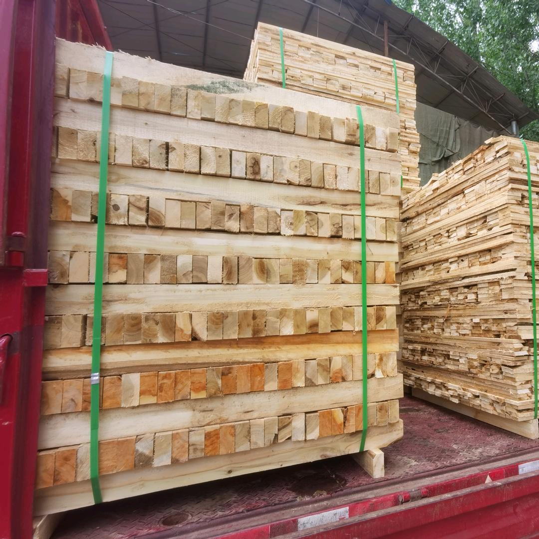 卢氏亚涛木材加工厂