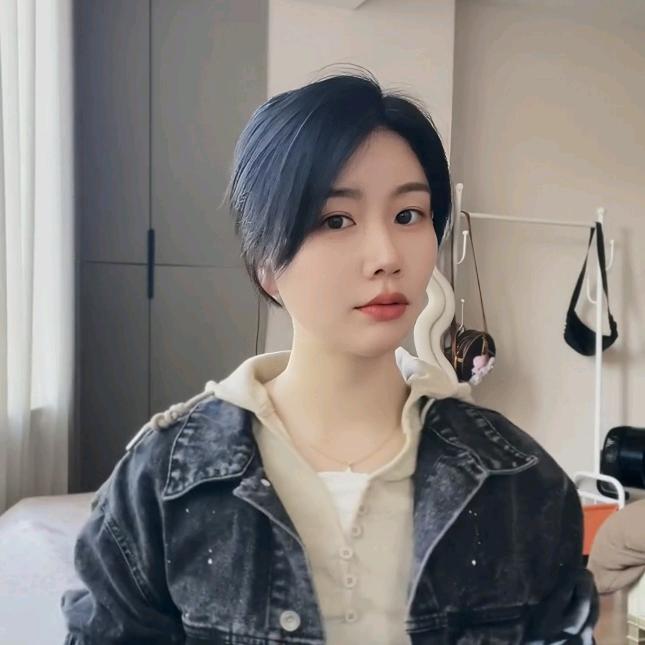 小芙蓉服饰