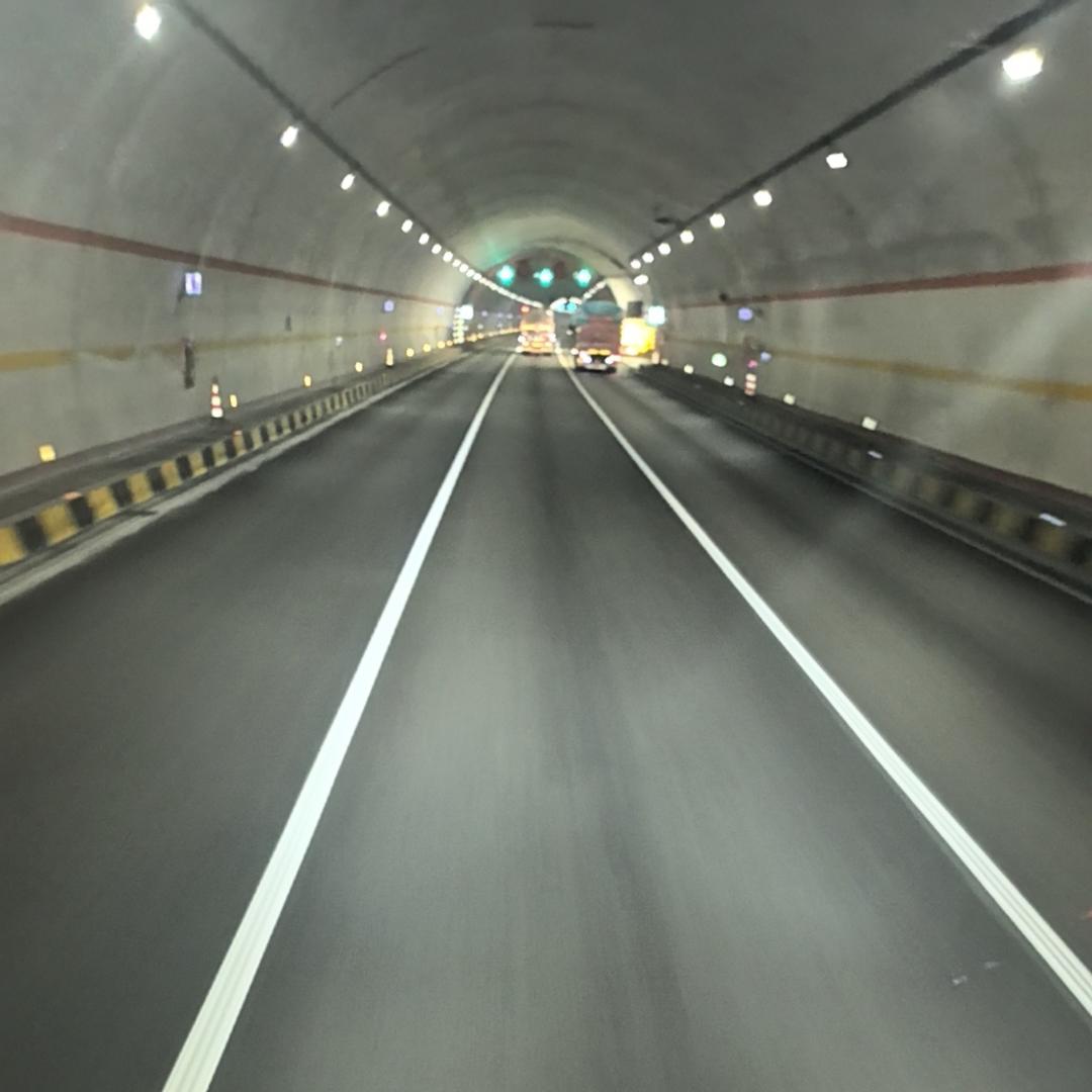 😬睡不着。。。