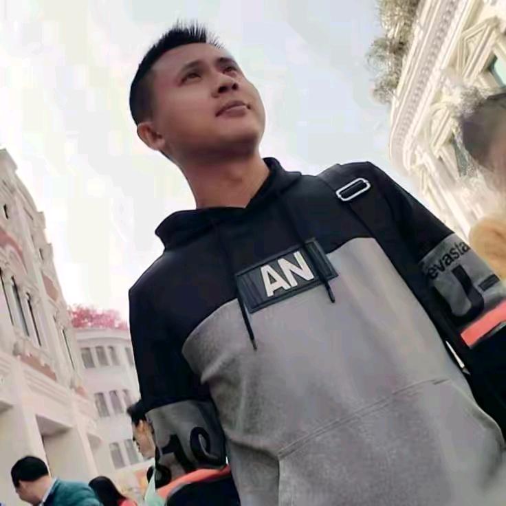 🚥九哥