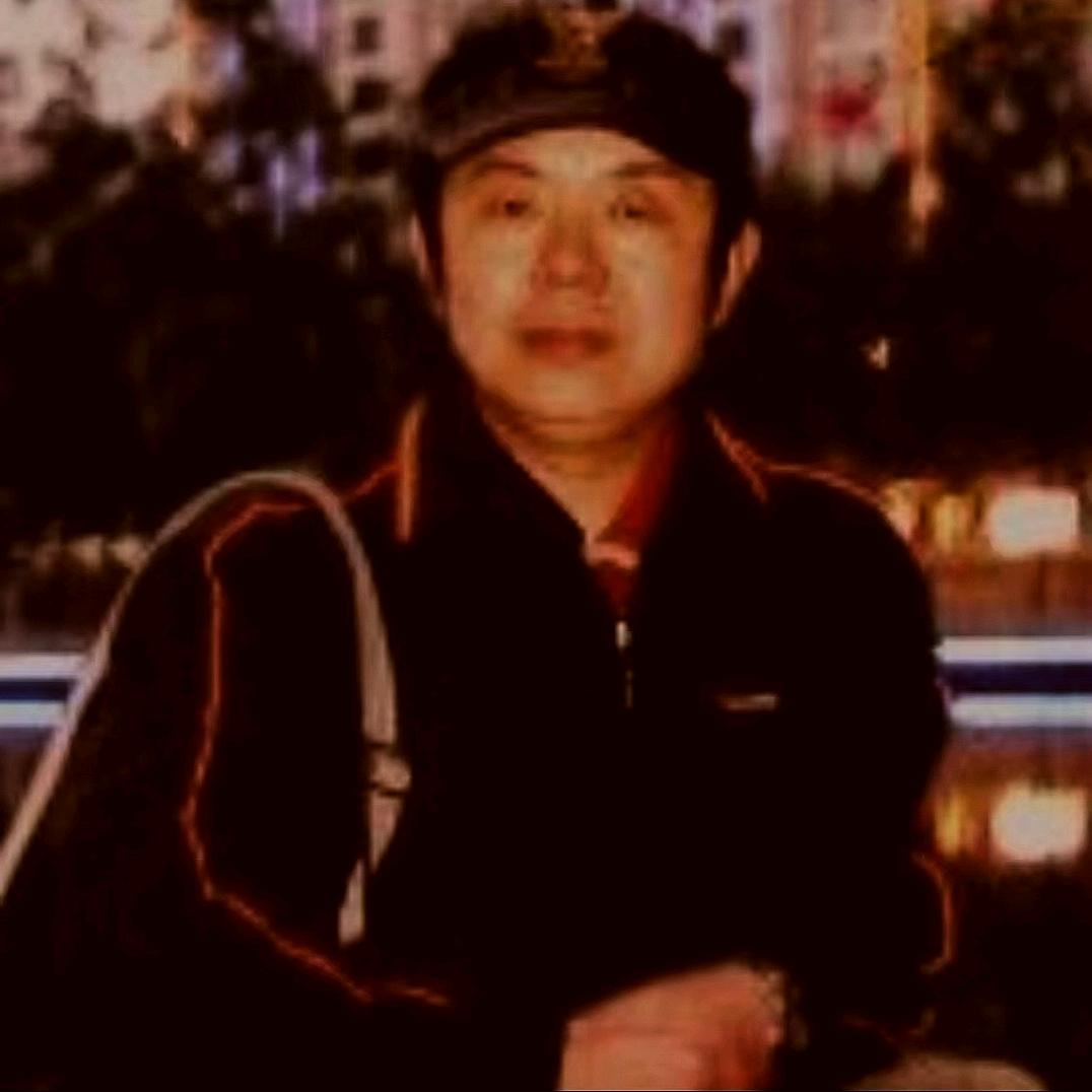 成鹏