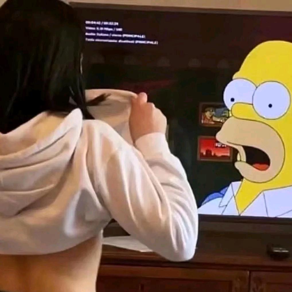 反手一个大逼兜