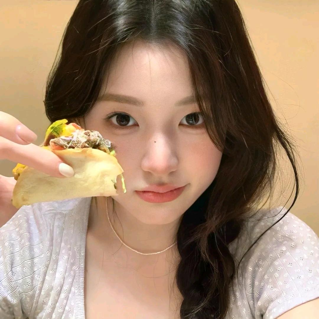 溢汁的小汤包🍼