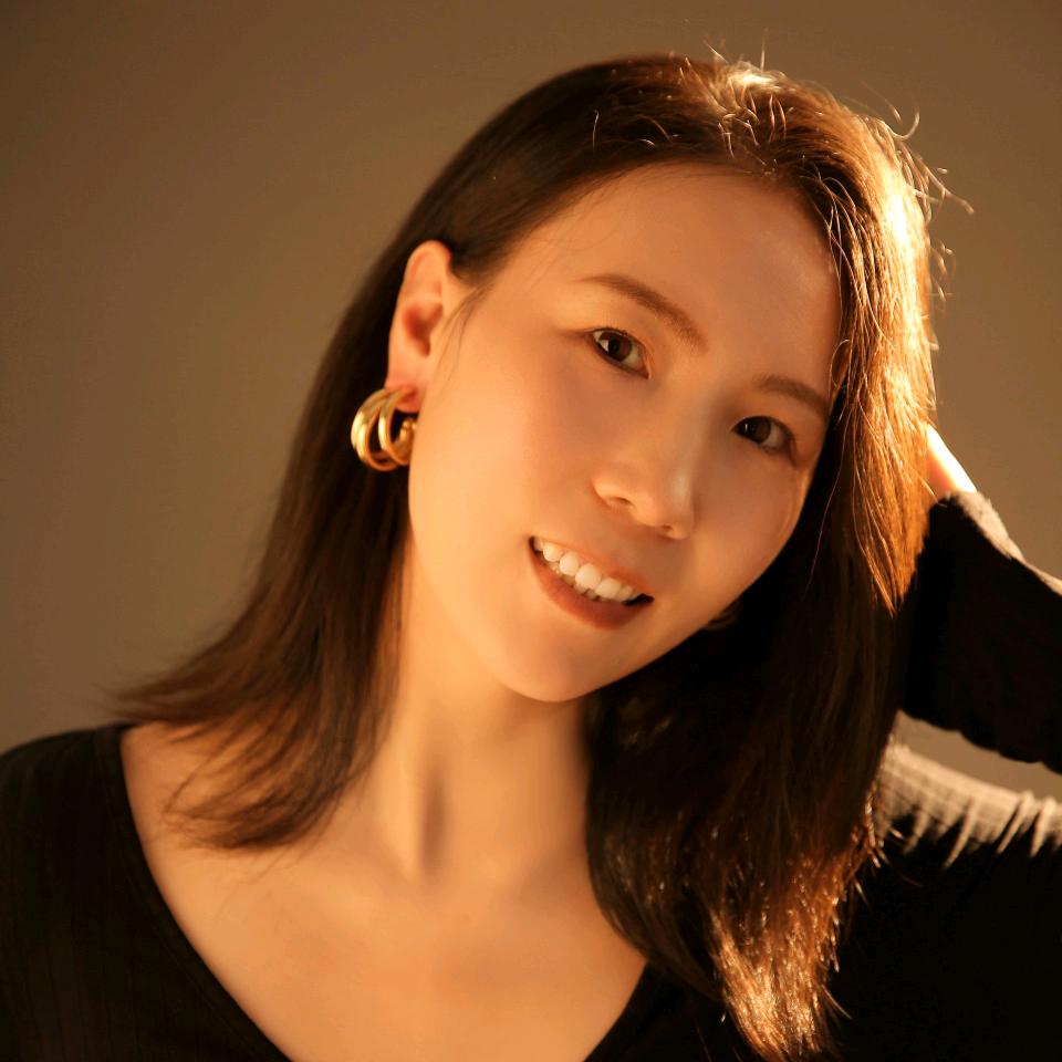 蝉儿晶琳