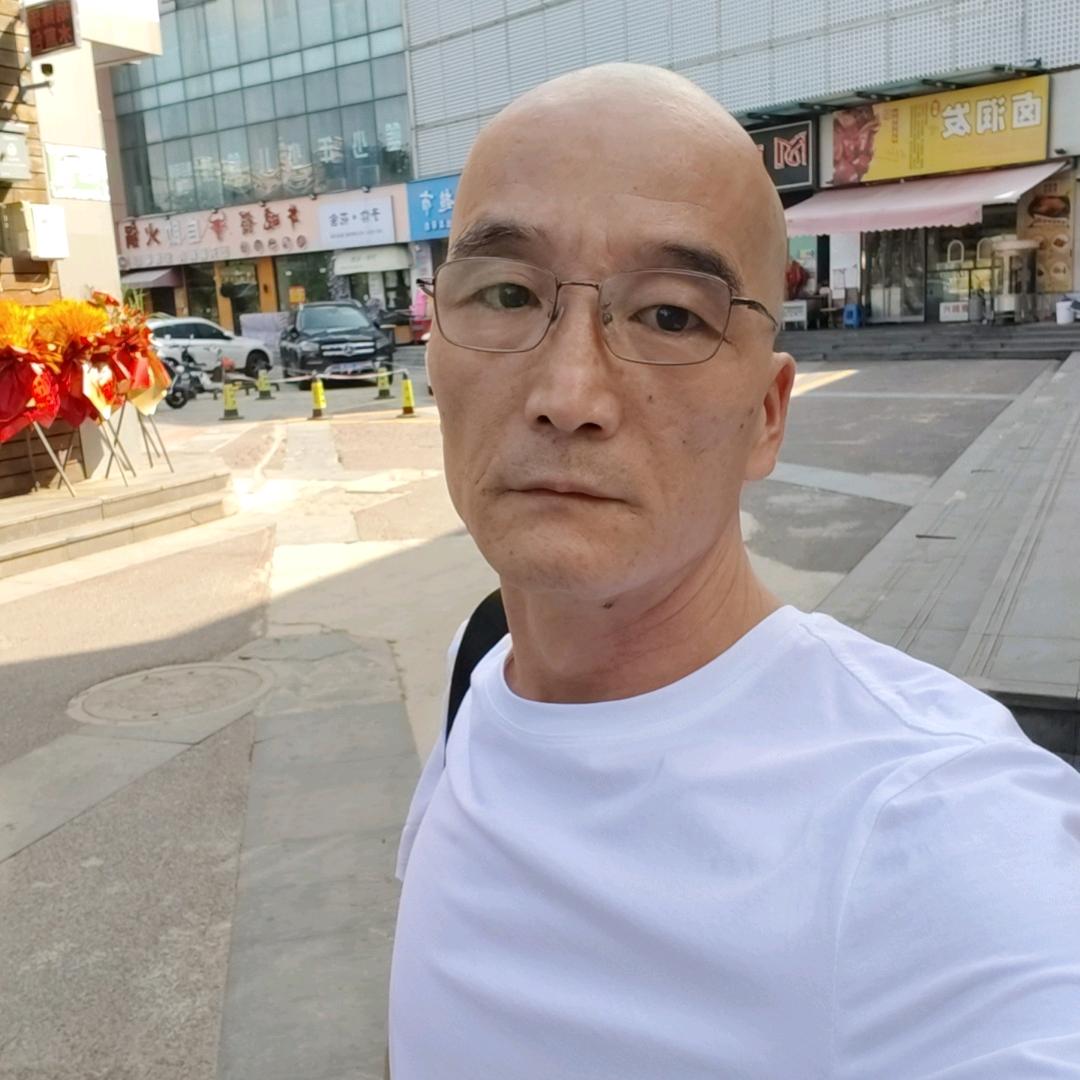 剧抛型男配角《我是光哥》