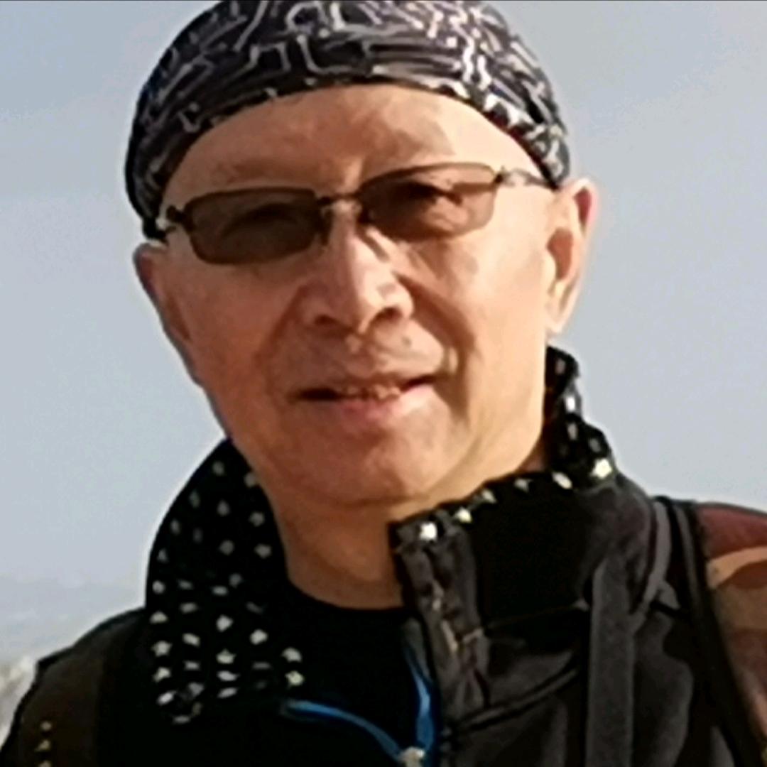 东西南北一个人