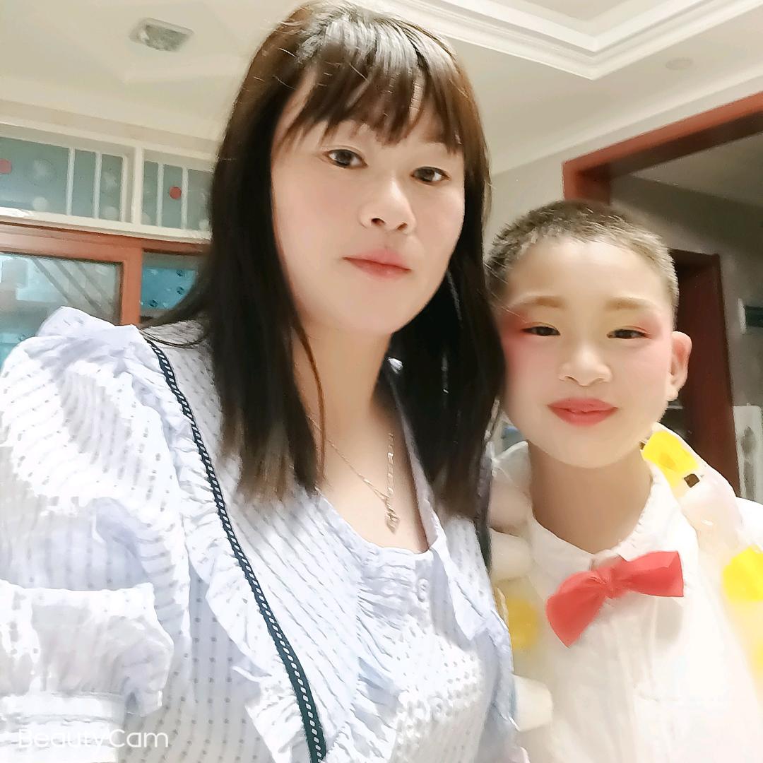 小 芹
