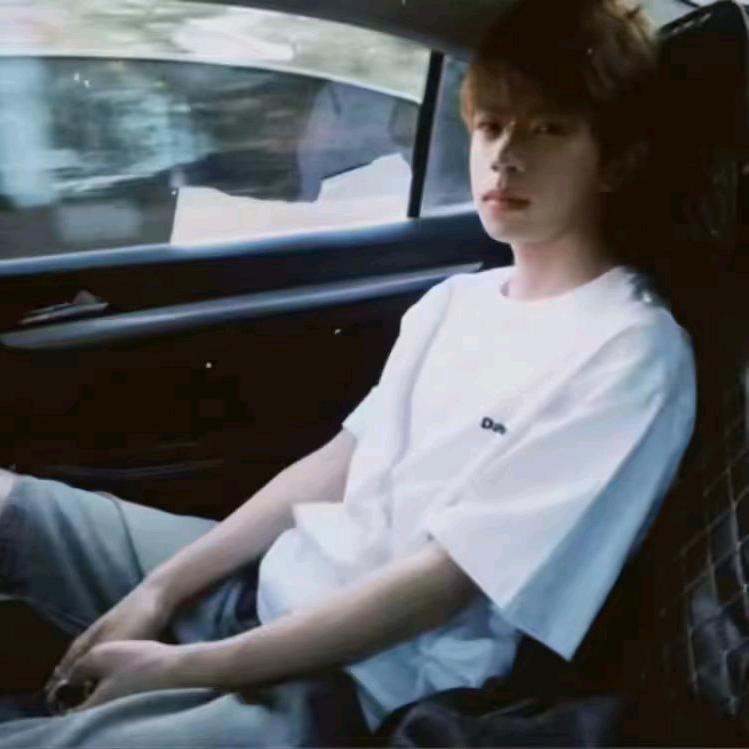 隔着太平洋打高尔夫_