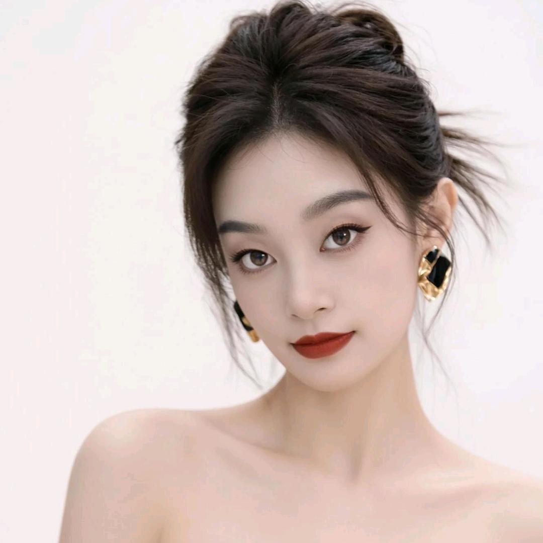 ?蓝莓酱仙子?