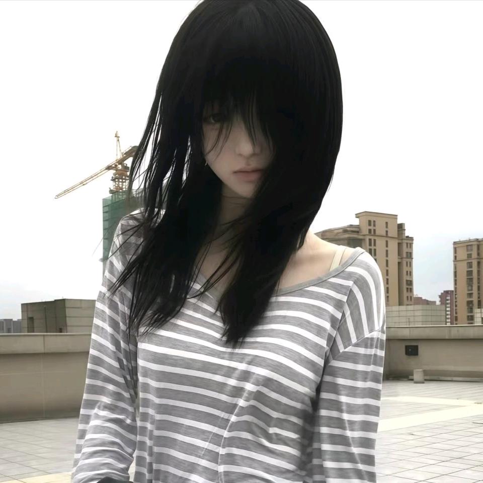 偷看猎奇视频被眼睛乱棍打死