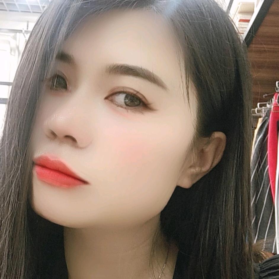 贵阳服装批发丹姐