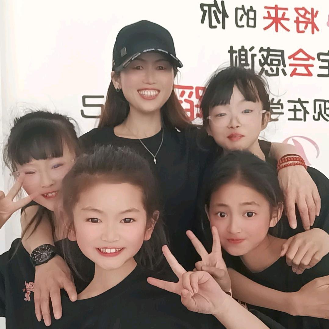韩姐爱曳舞