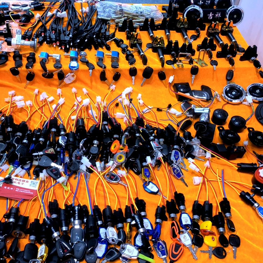 张哥锁🔒业