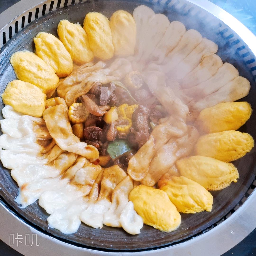 农家院铁锅炖小月