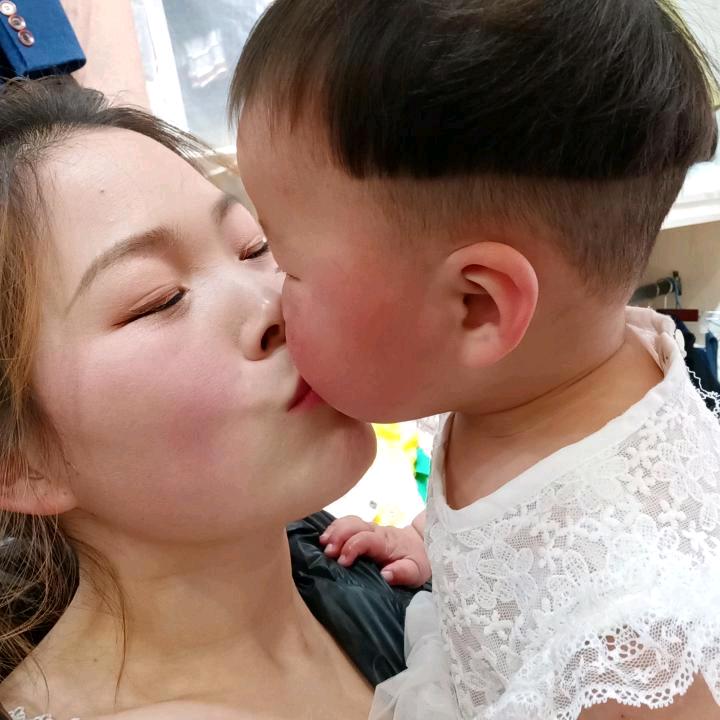 余小西🎀