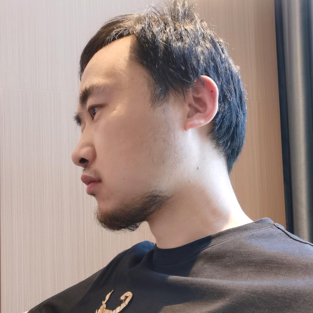 胡渣汉的理想三旬