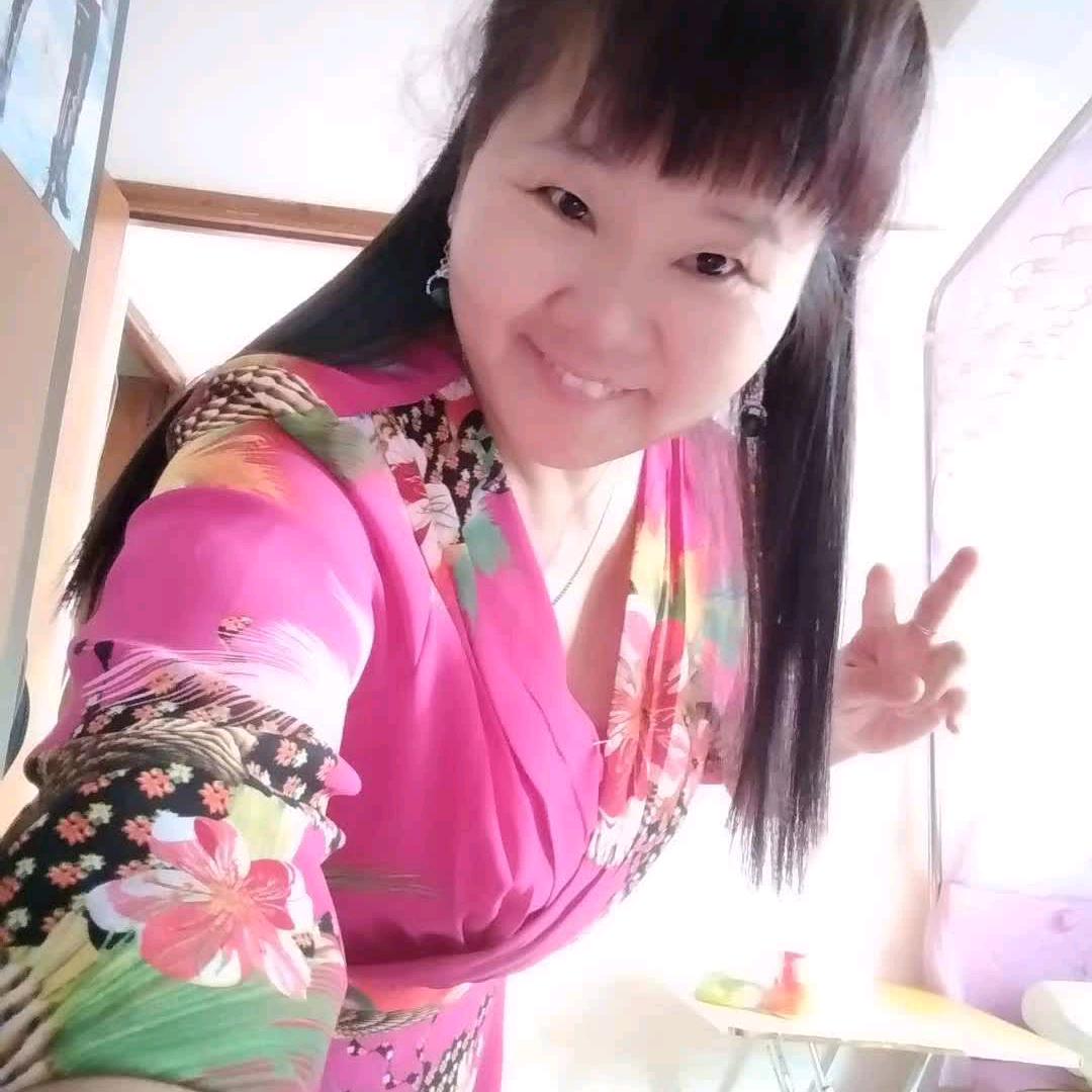 。初眷飞燕陈丽燕