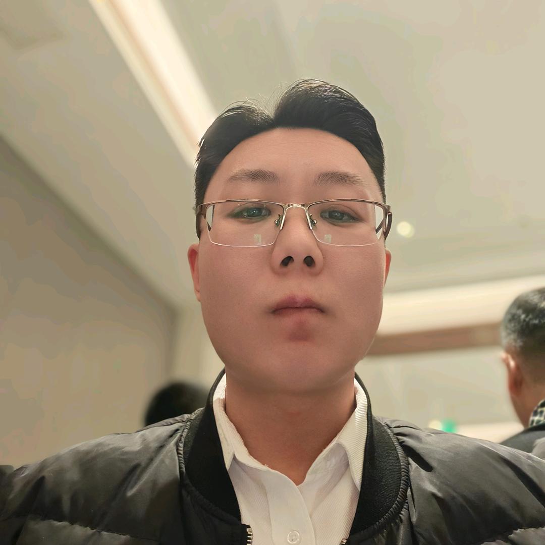 李师傅（看房听小曲）