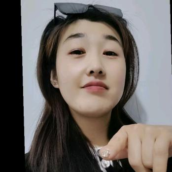 开公交车的小姐姐（连赞拉黑）