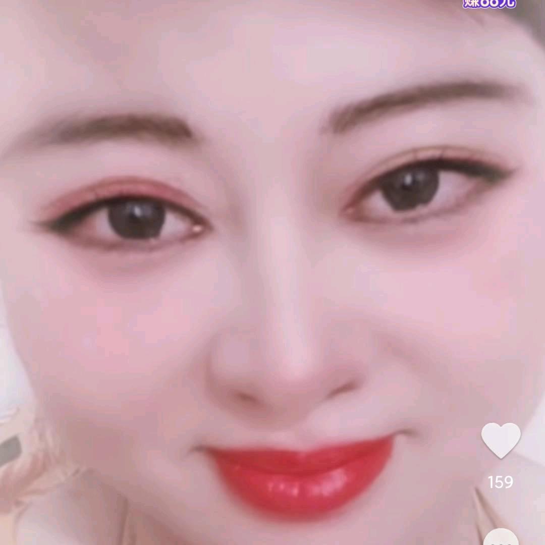 胖妹爱唱歌