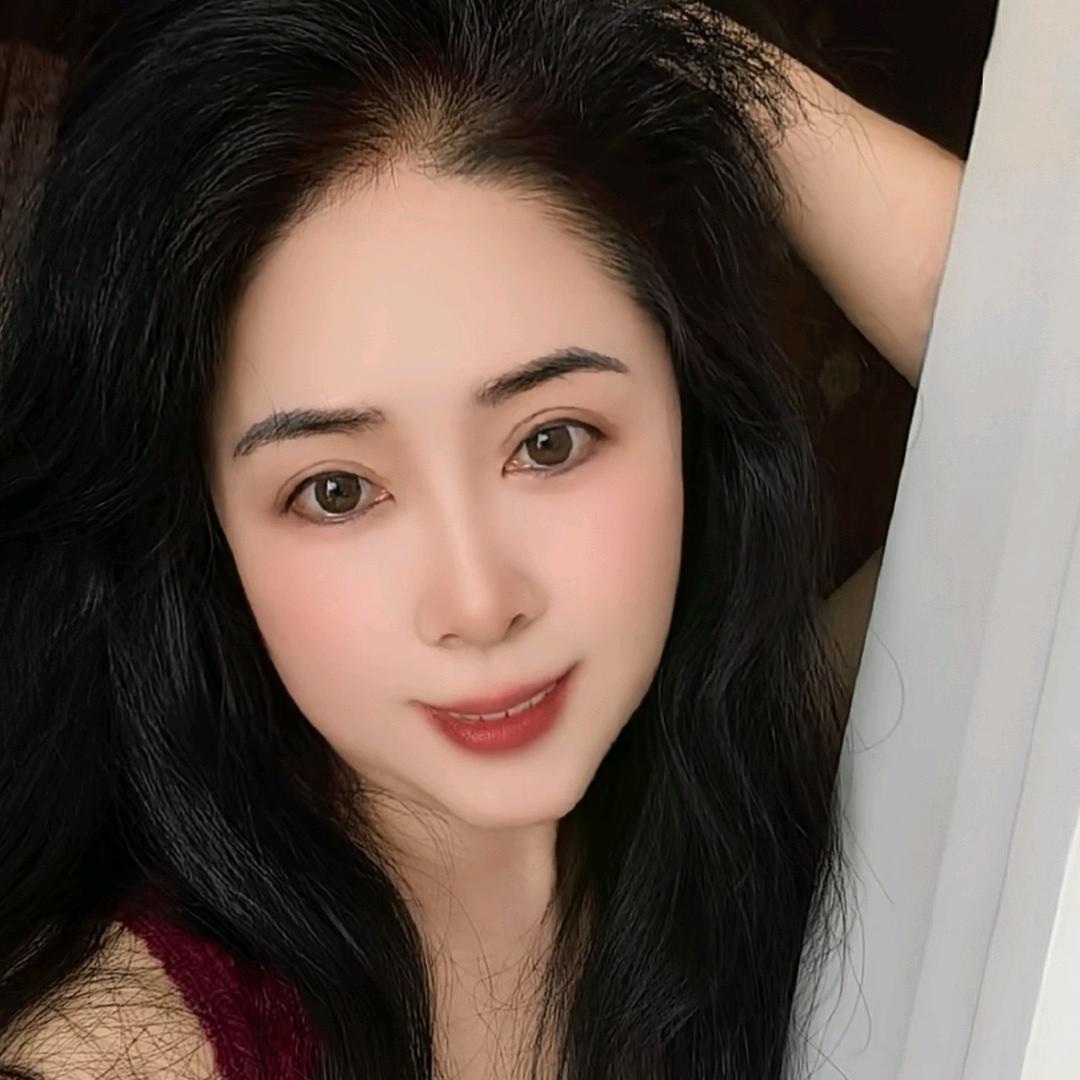 秋瞳