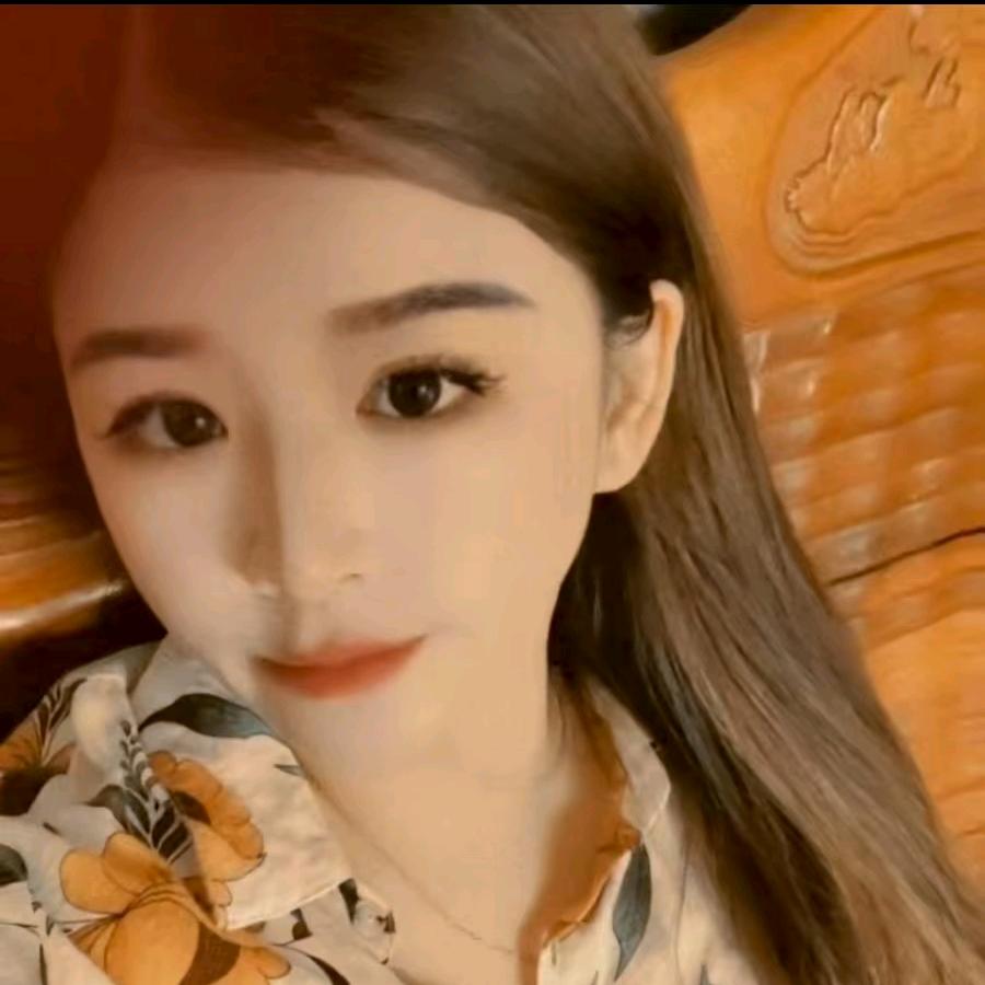 A.💋🍒小小雪🐾🌸