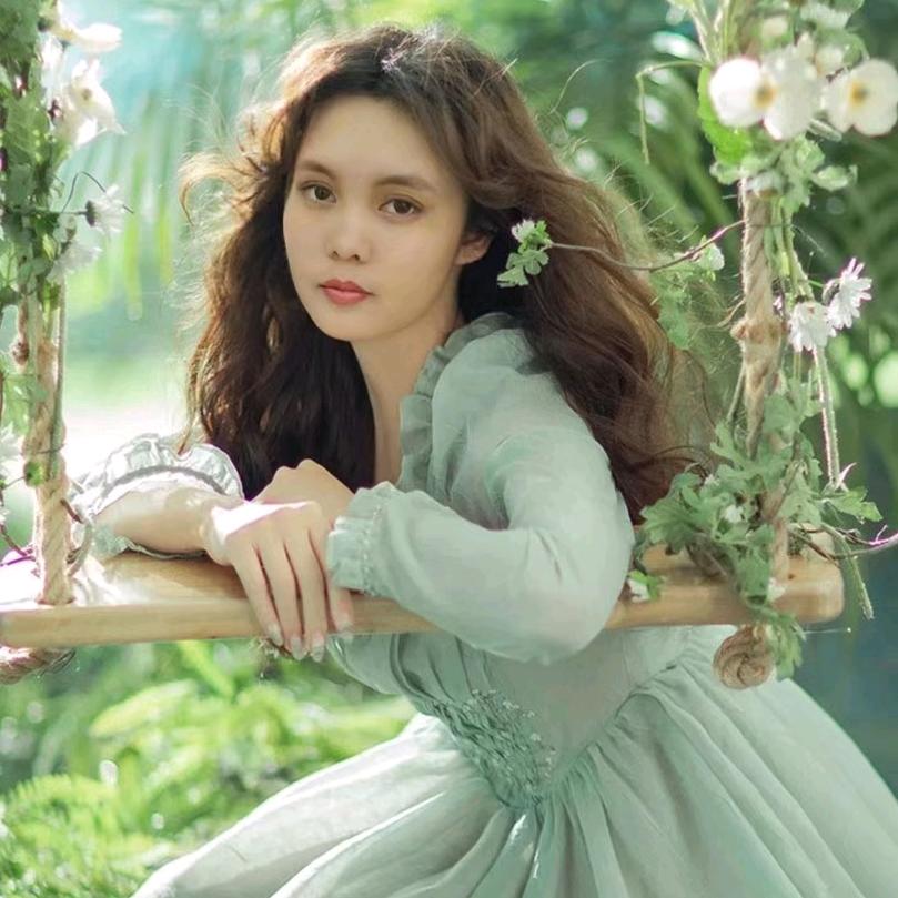 阳光灿烂的微笑