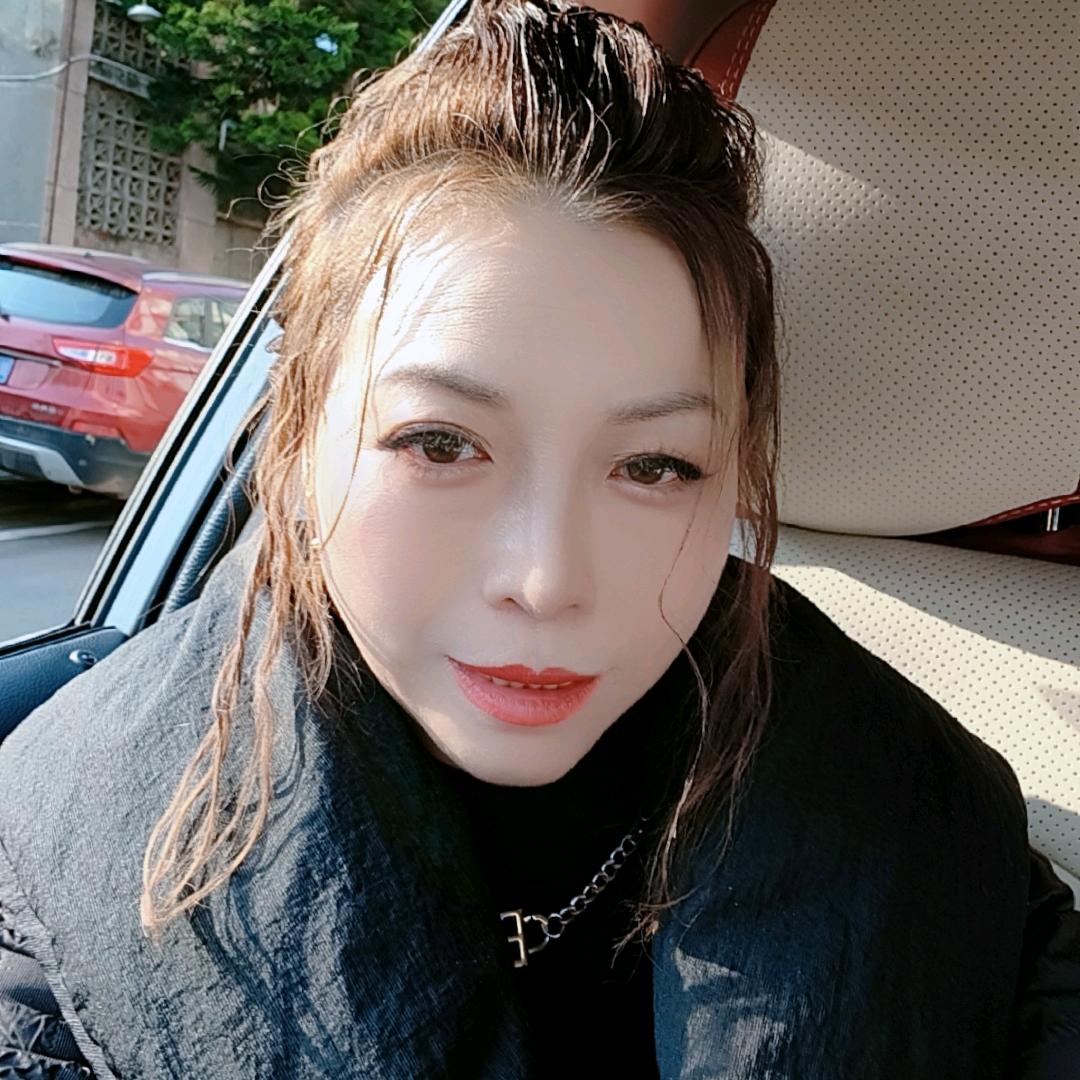 奋斗中的女人
