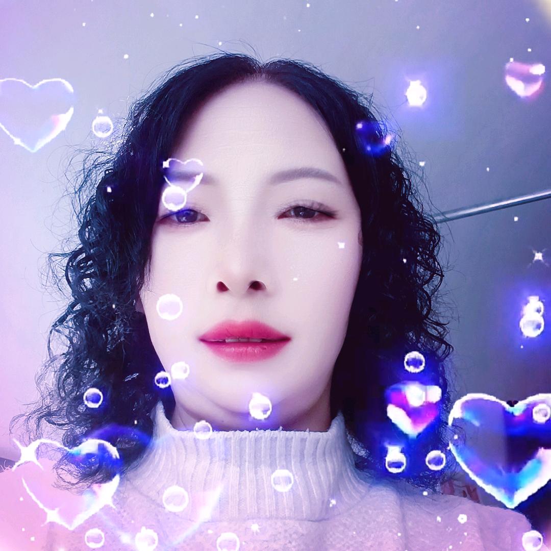 卑微的小y_