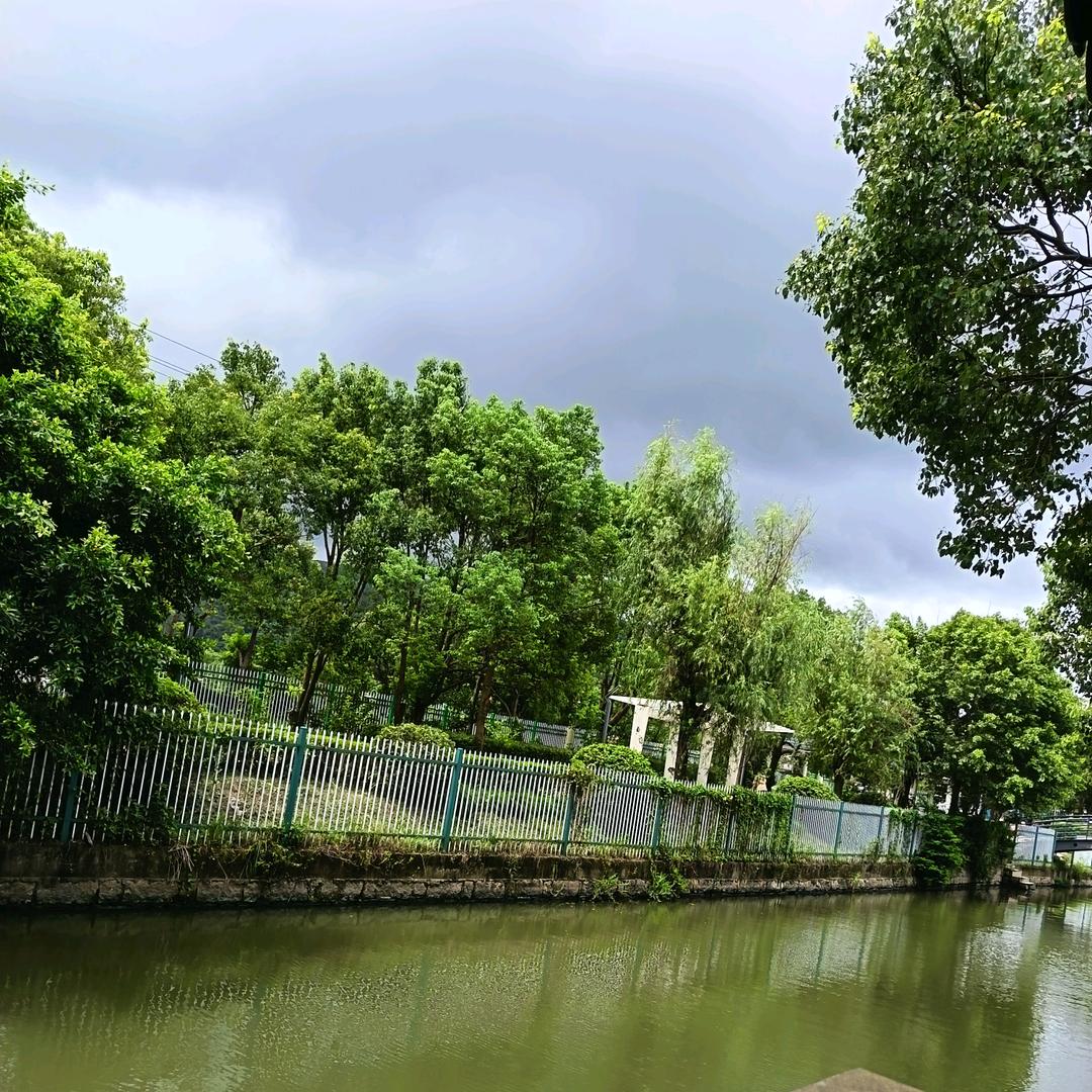 封心٩(๛ ˘ ³˘)۶♥锁爱