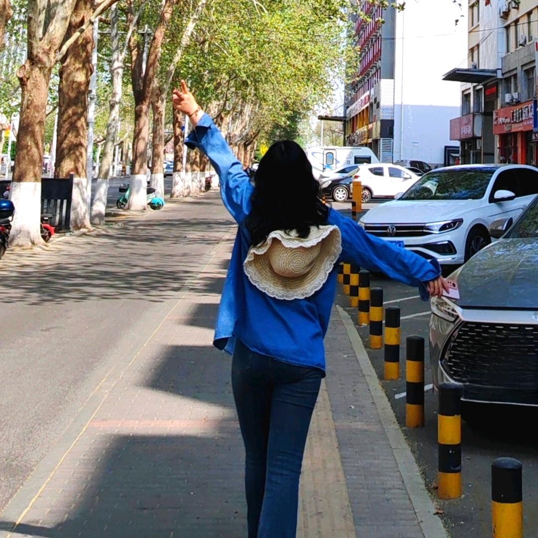 锦鲤附体的小妹纸