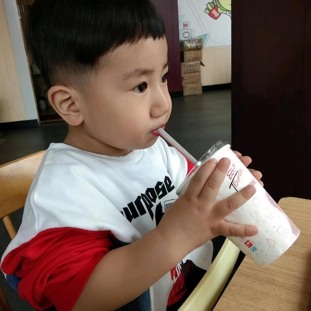 枝江市塑封若百货店