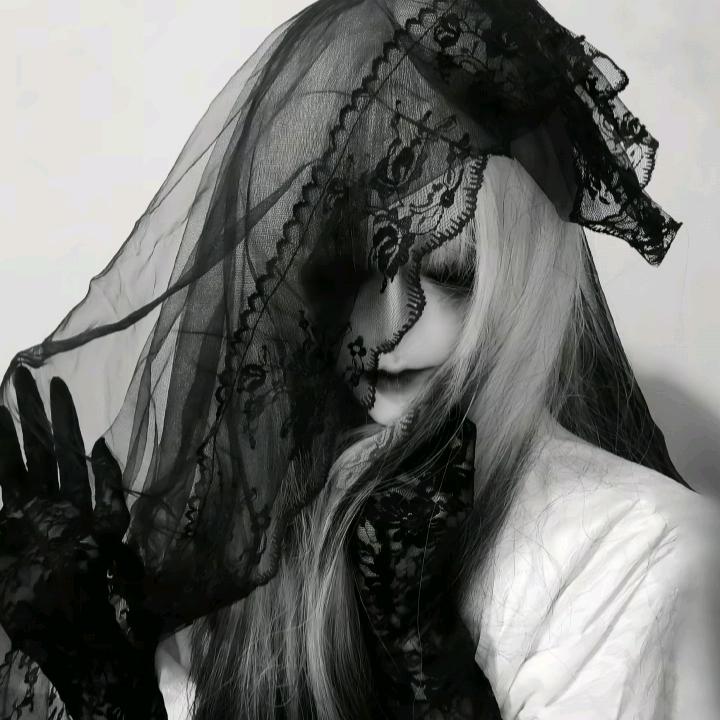 芊倪尘