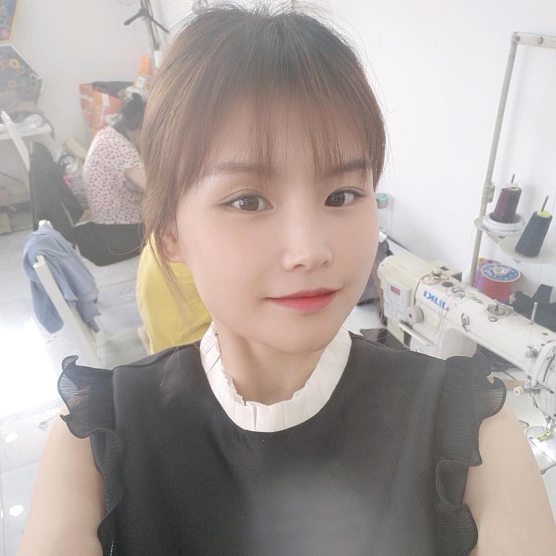 依魅服饰