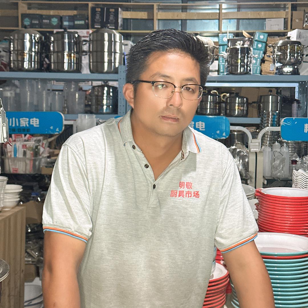 明敬厨具 酒店桌椅批发市场