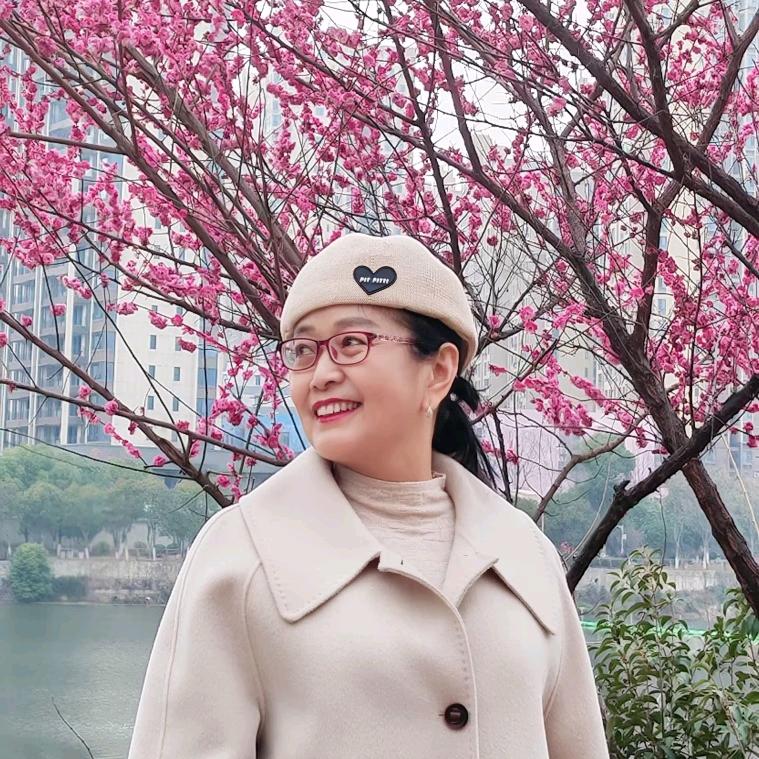 朱朱穿搭 《陈什么陈10.10皮草盛典》