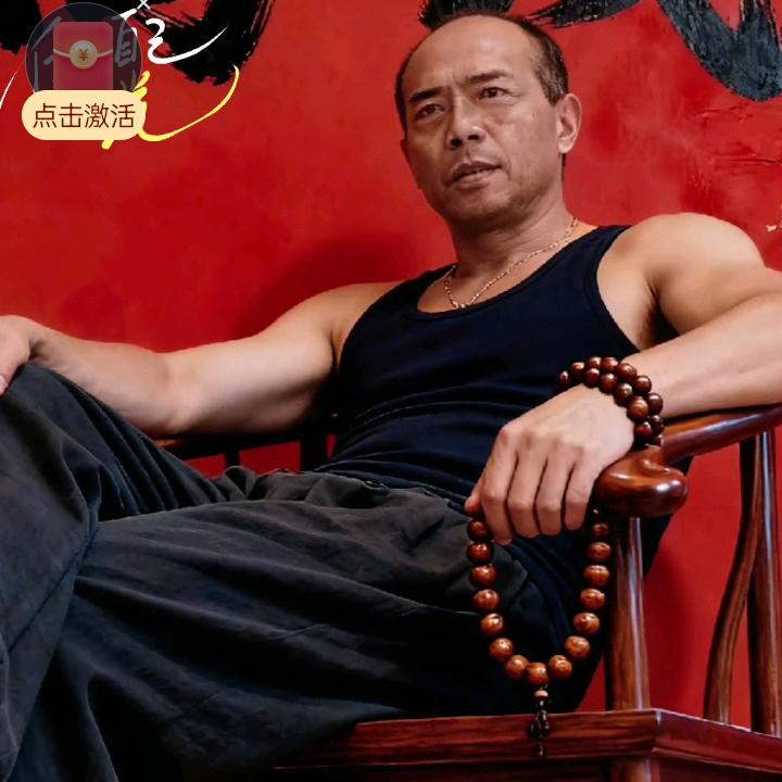 跑调歌。？？