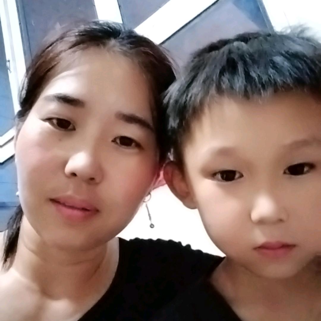 刘丽