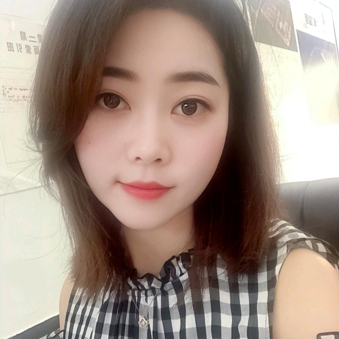 锦玉星辰黄玲